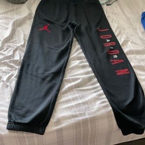 Black sweatpants air Jordan
